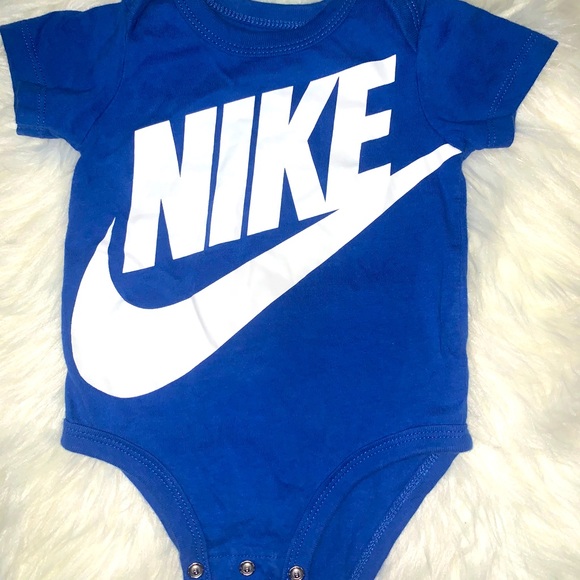 Nike Snap Up Shirt - Picture 1 of 3